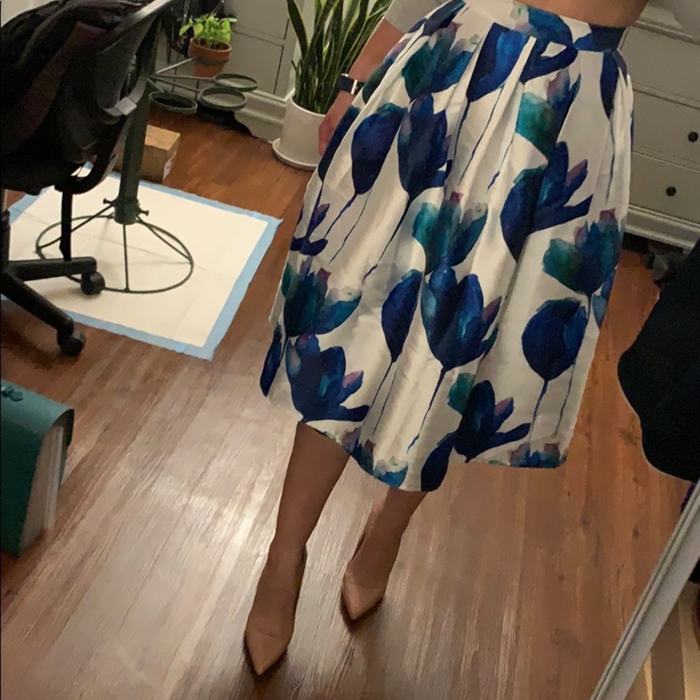 SALE FLOWER SKIRT